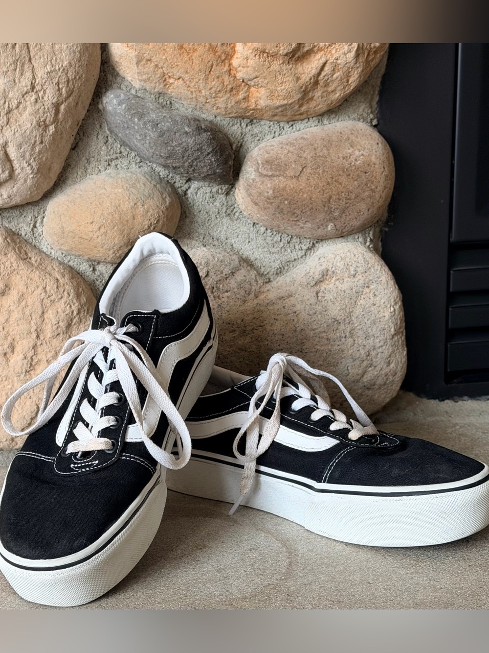 Vans Old Skool Black Canvas Low-Top Sneakers with White Stripe, Sz 9